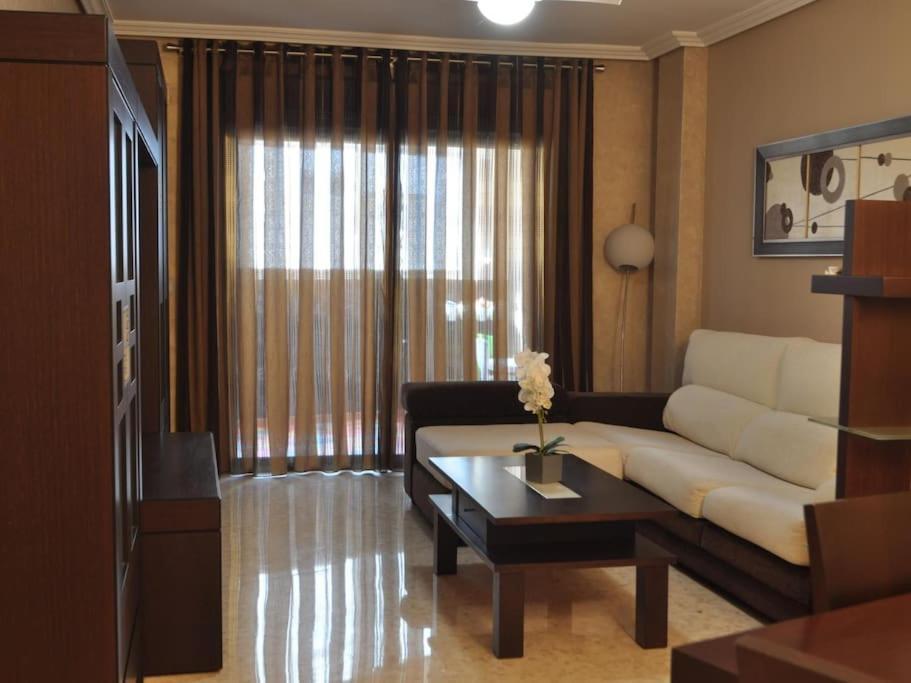 Acogedor Apartamento En Burriana Centro Exterior foto